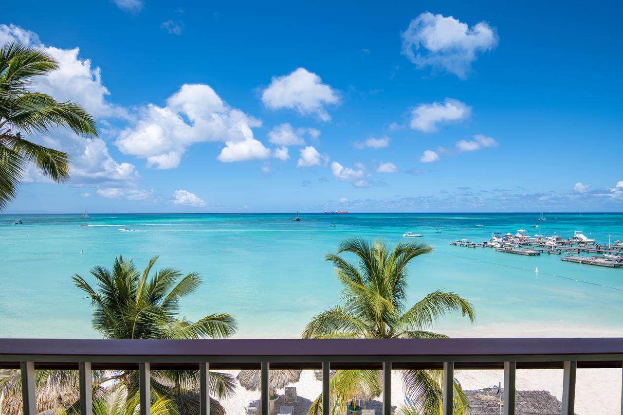 All Inclusive Holiday Inn Resort Aruba - Beach Resort & Casino, An Ihg Hotel Palm Beach Exterior photo